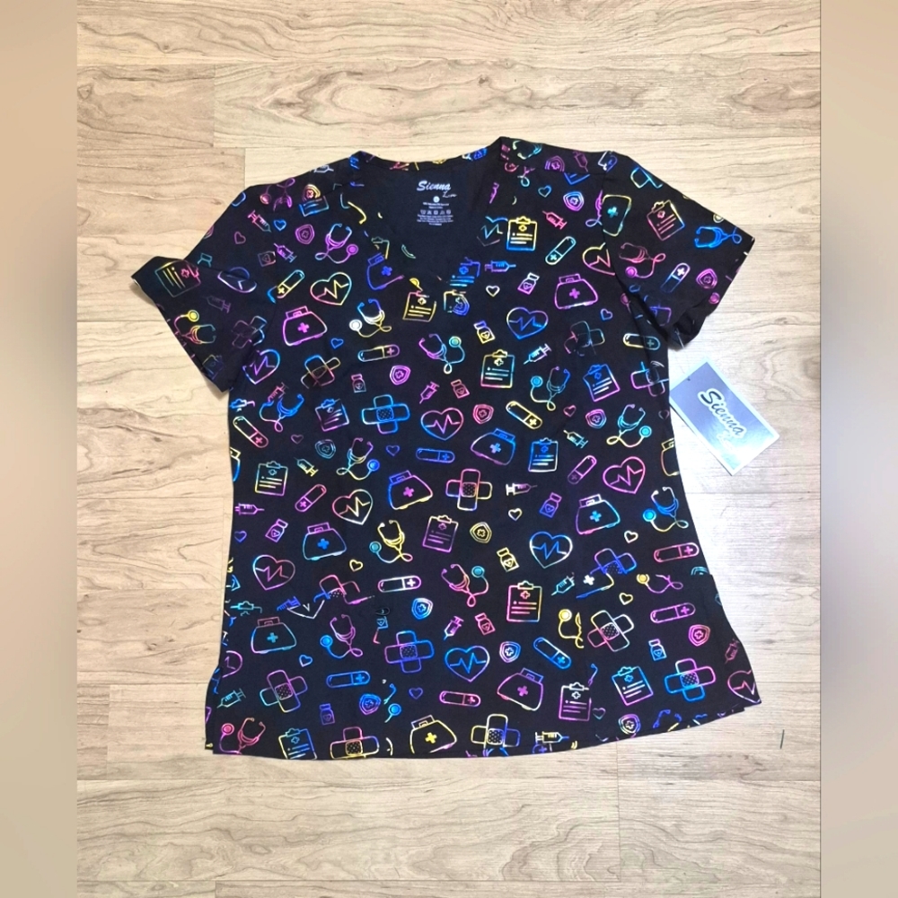 NWT small Scrub Top